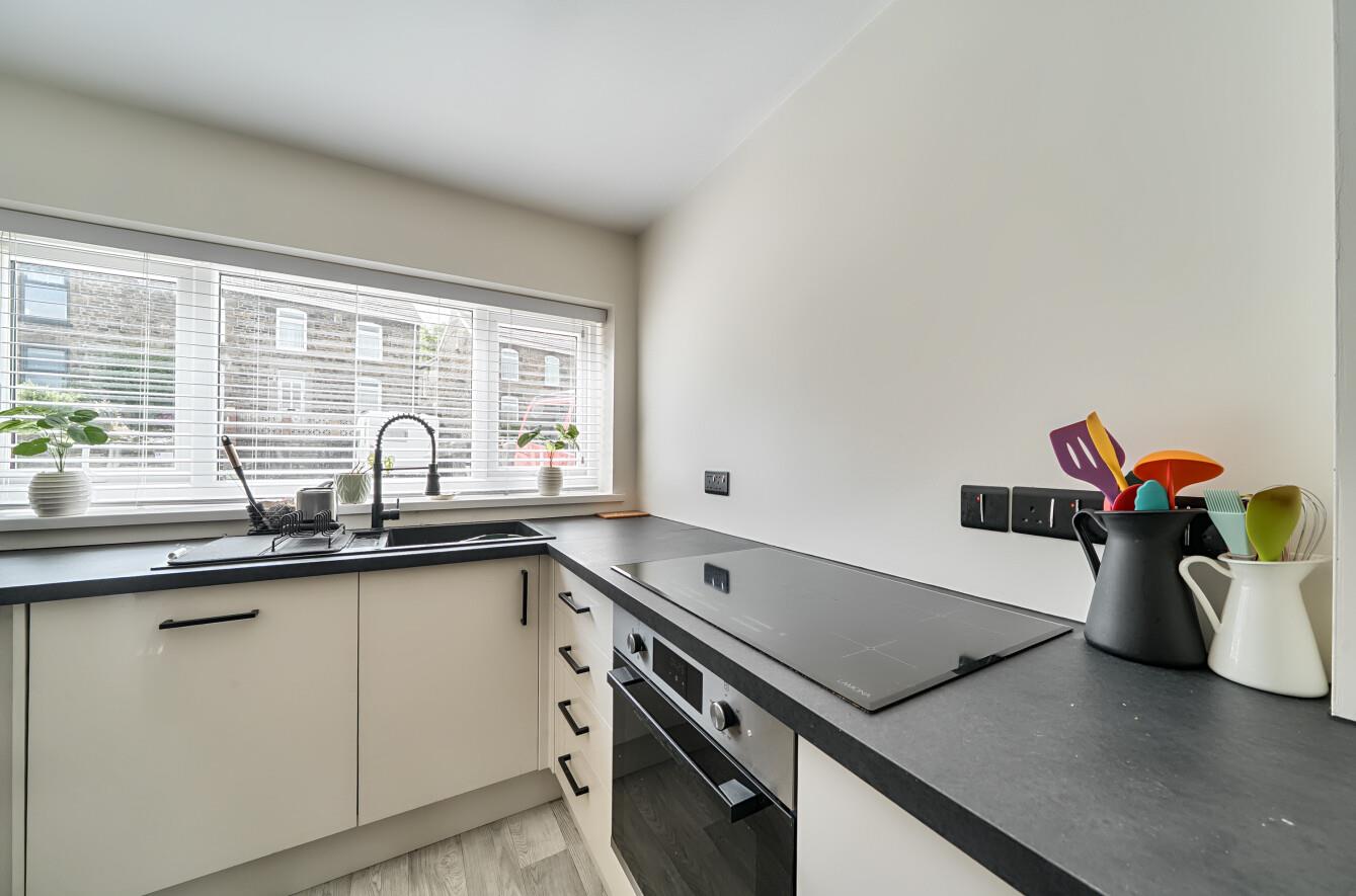 Midland Place, Llansamlet, Swansea, SA7 9QU